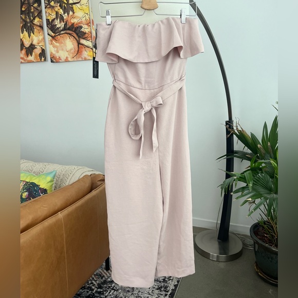 NWT Aritzia Babaton Flutter Jumpsuit - Picture 2 of 5